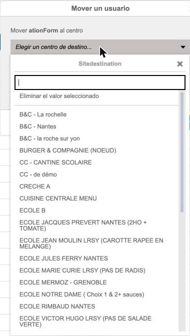 La lista de centros de destino en la ventana Mover un usuario